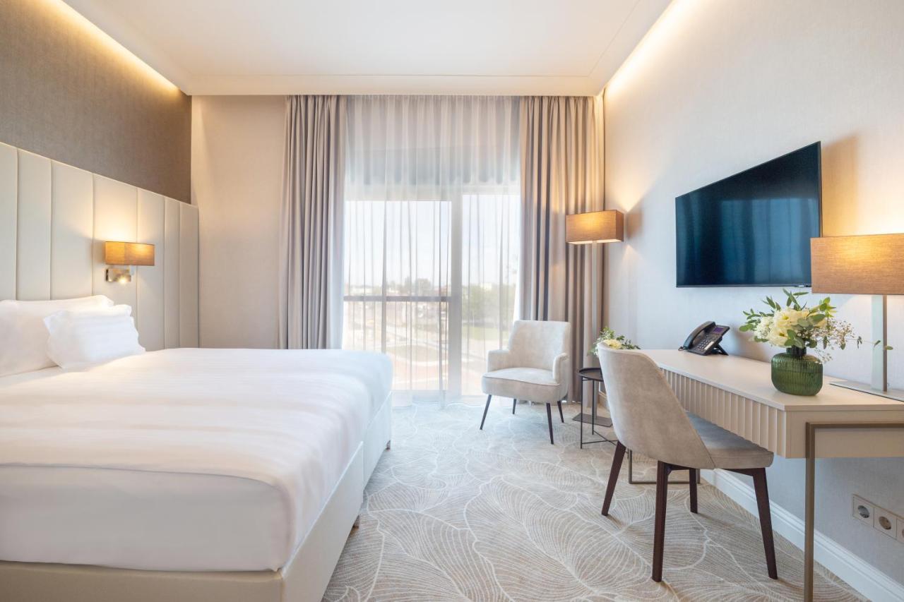 Hotel Gerardus Сегед Экстерьер фото