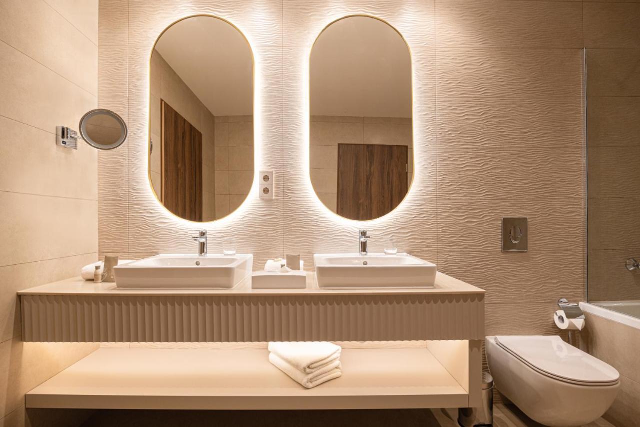 Hotel Gerardus Сегед Экстерьер фото