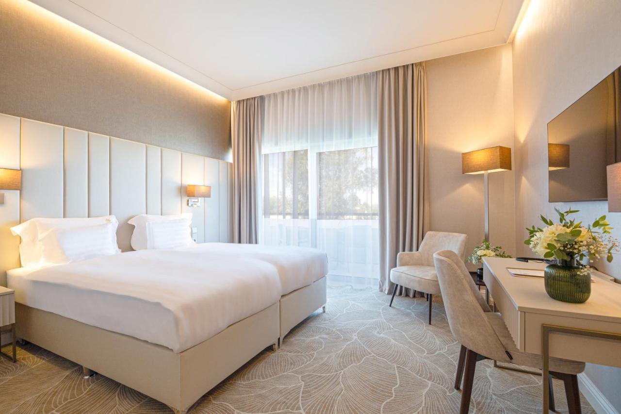 Hotel Gerardus Сегед Экстерьер фото